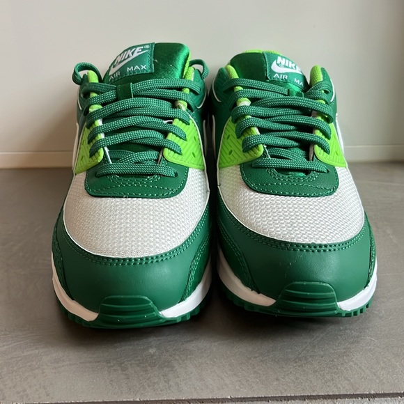Nike Air Max 90 St. Patrick's Day 2021 Sneakers - Picture 3 of 13